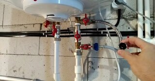 Установка накопительного водонагревателя в Стрежевом в октябре
